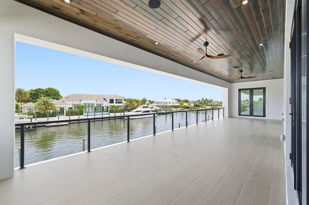 На продажу: $8,500,000 (5 спален, 7 ванн, 5804 Квадратных фут)