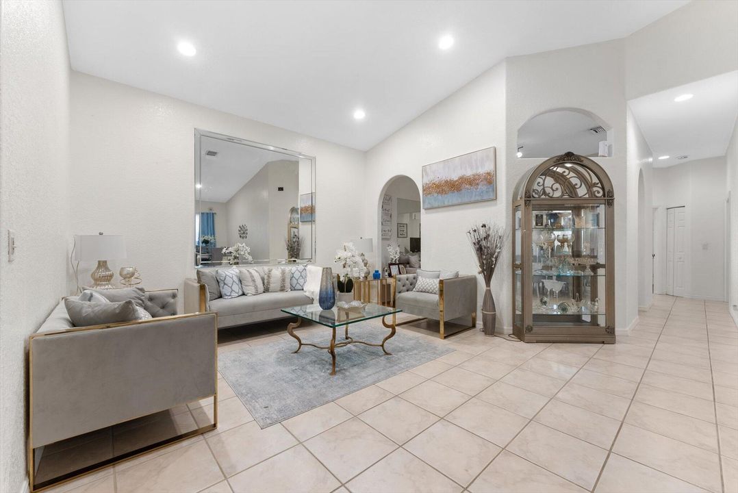 For Sale: $450,000 (3 beds, 2 baths, 1802 Square Feet)