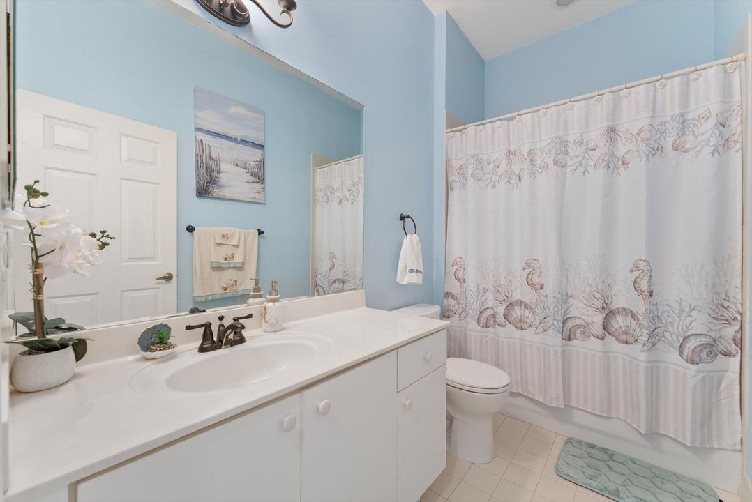 For Sale: $450,000 (3 beds, 2 baths, 1802 Square Feet)