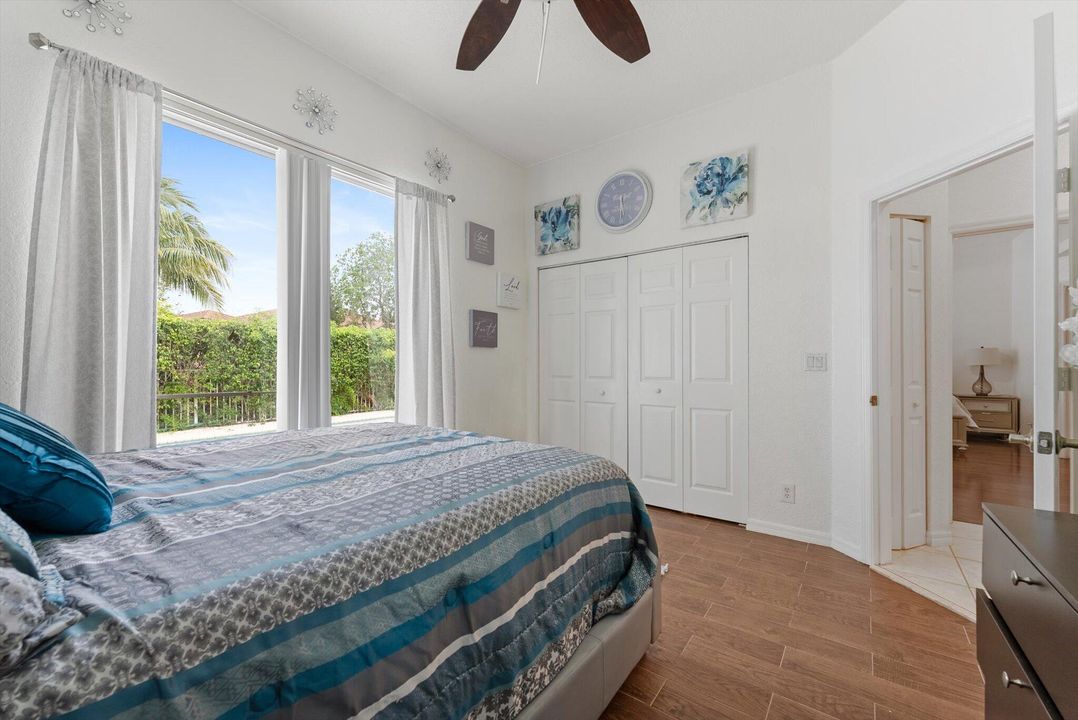 For Sale: $450,000 (3 beds, 2 baths, 1802 Square Feet)