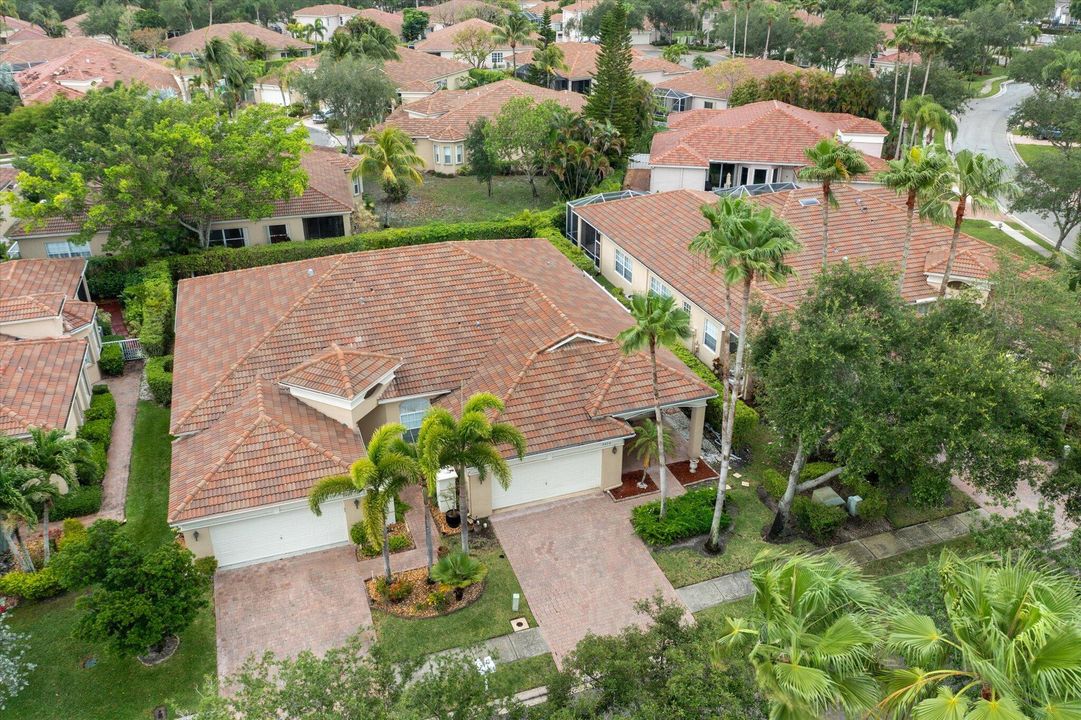 For Sale: $450,000 (3 beds, 2 baths, 1802 Square Feet)