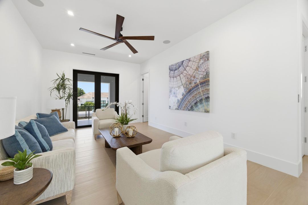 На продажу: $8,500,000 (5 спален, 7 ванн, 5804 Квадратных фут)