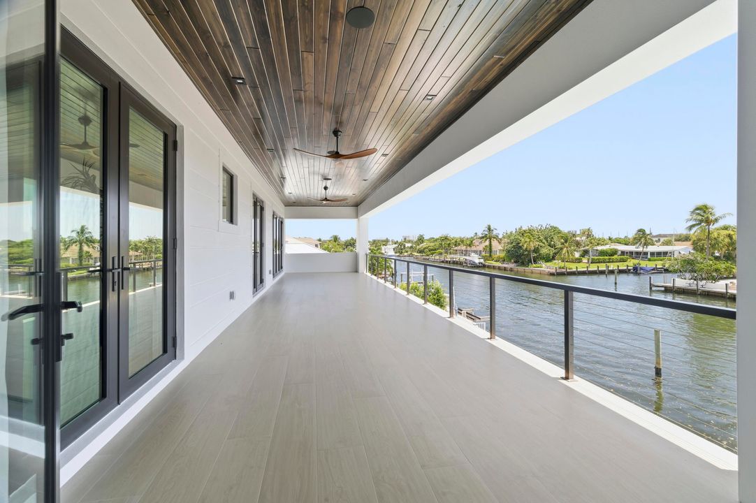 На продажу: $8,500,000 (5 спален, 7 ванн, 5804 Квадратных фут)