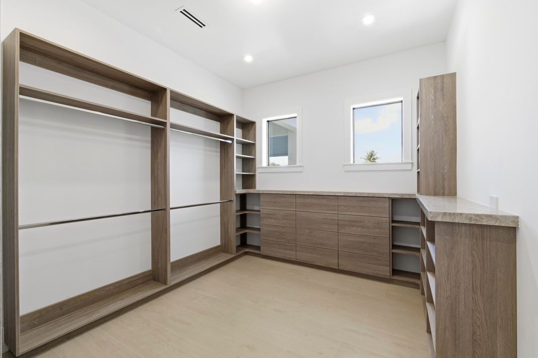 На продажу: $8,500,000 (5 спален, 7 ванн, 5804 Квадратных фут)