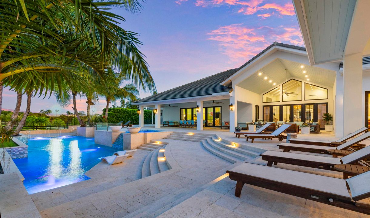 For Sale: $27,950,000 (6 beds, 7 baths, 11274 Square Feet)