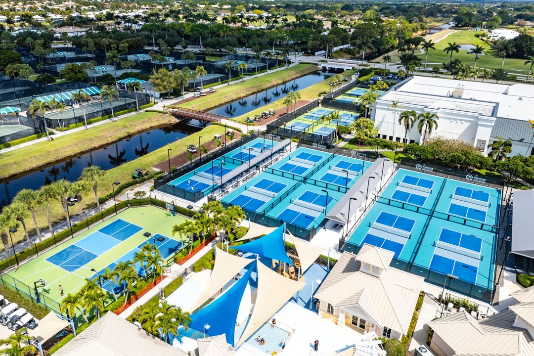 待售: $4,799,999 (5 贝兹, 7 浴室, 5512 平方英尺)