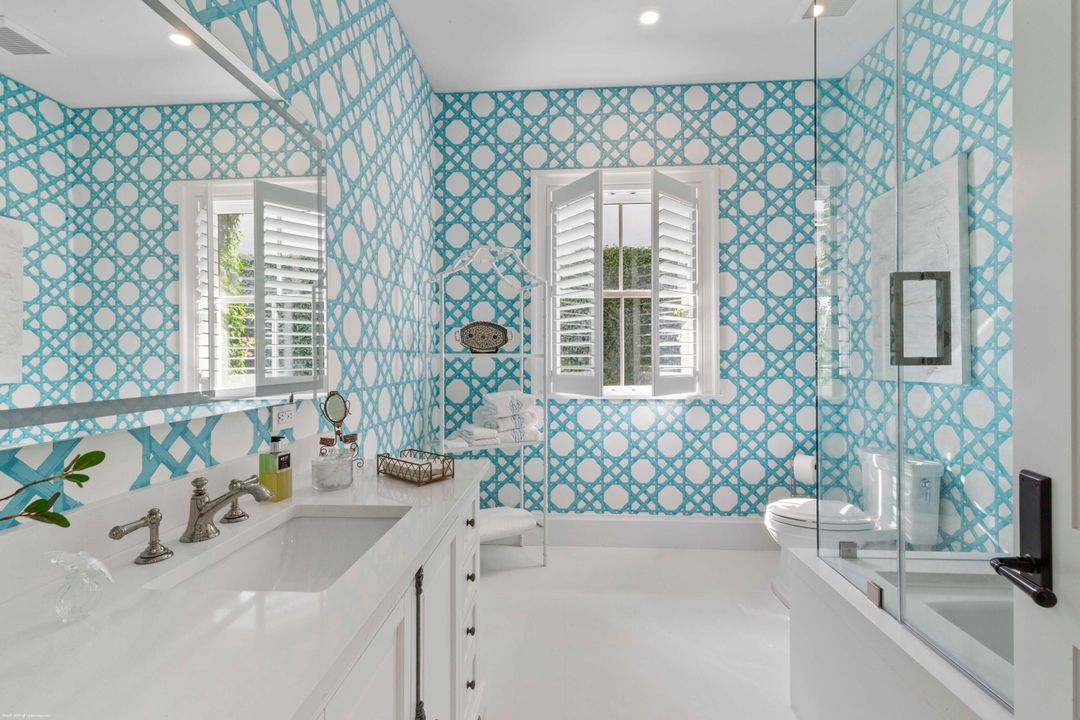 For Sale: $27,950,000 (6 beds, 7 baths, 11274 Square Feet)