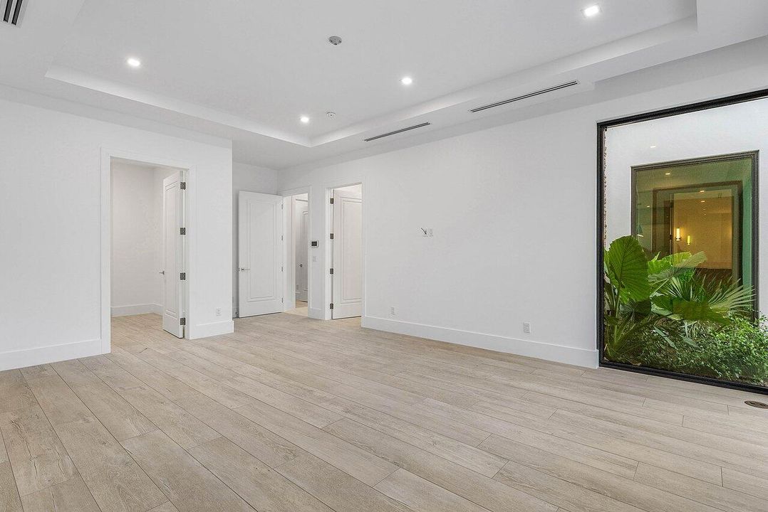 На продажу: $6,150,000 (6 спален, 6 ванн, 5233 Квадратных фут)