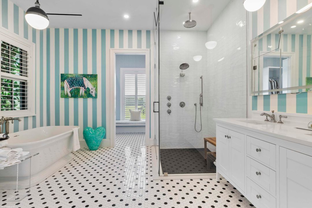 For Sale: $27,950,000 (6 beds, 7 baths, 11274 Square Feet)