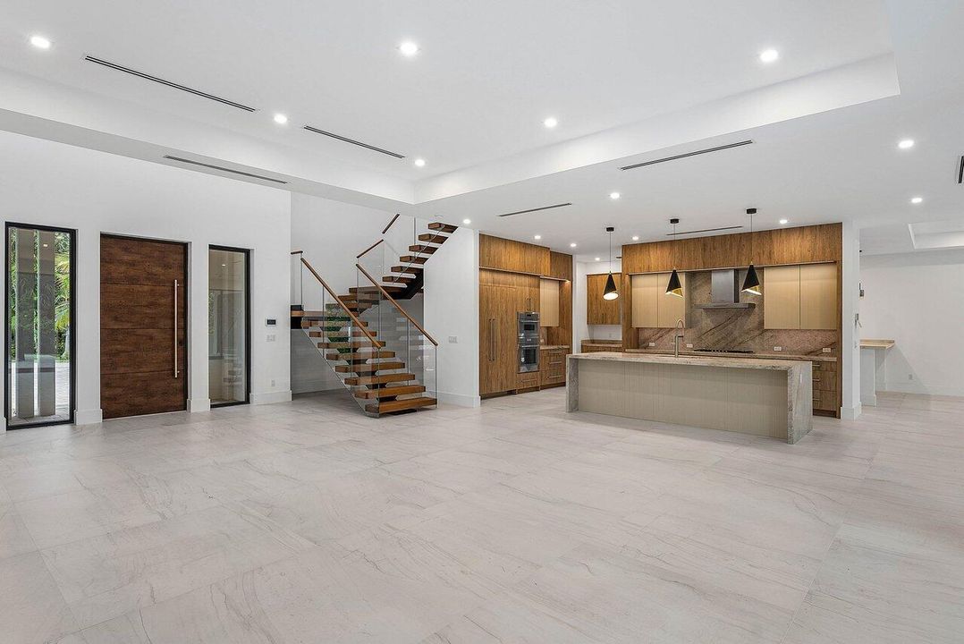 На продажу: $6,150,000 (6 спален, 6 ванн, 5233 Квадратных фут)