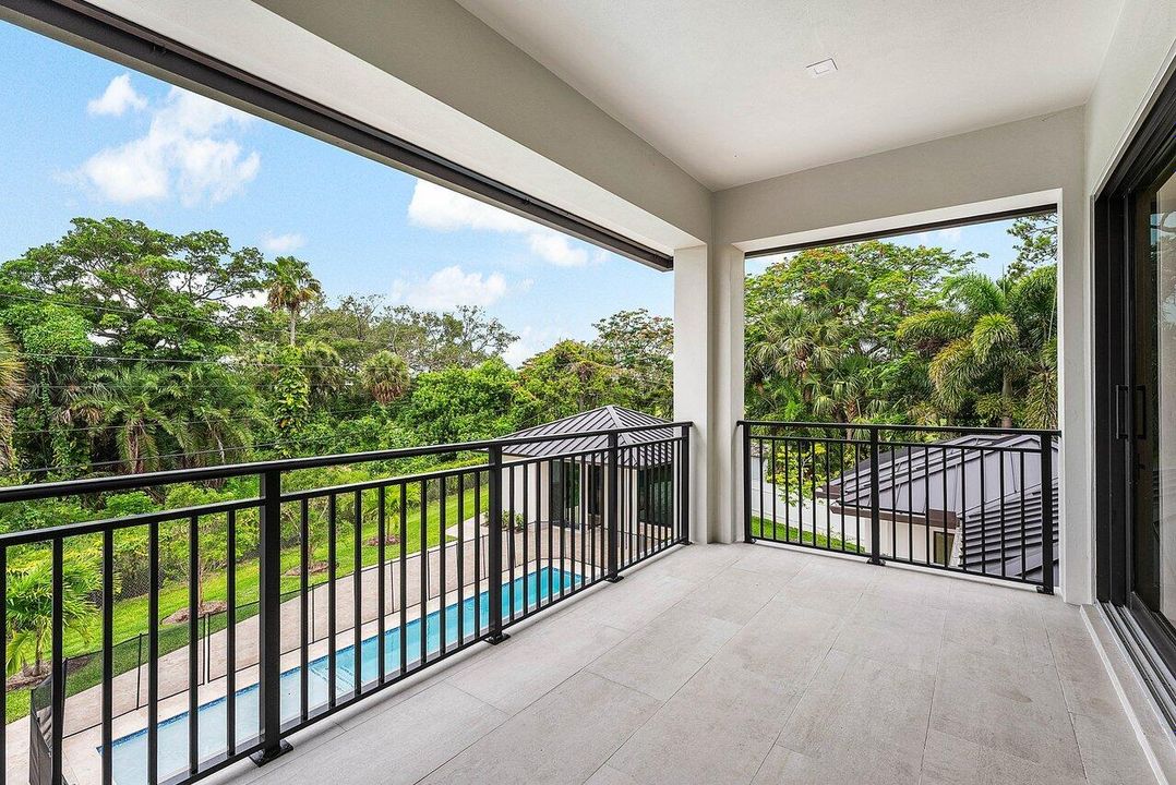 На продажу: $6,150,000 (6 спален, 6 ванн, 5233 Квадратных фут)