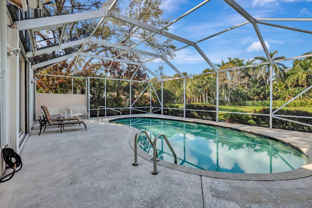 En Venta: $729,000 (4 camas, 2 baños, 2338 Pies cuadrados)