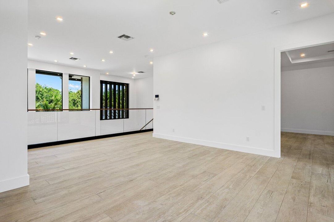 На продажу: $6,150,000 (6 спален, 6 ванн, 5233 Квадратных фут)