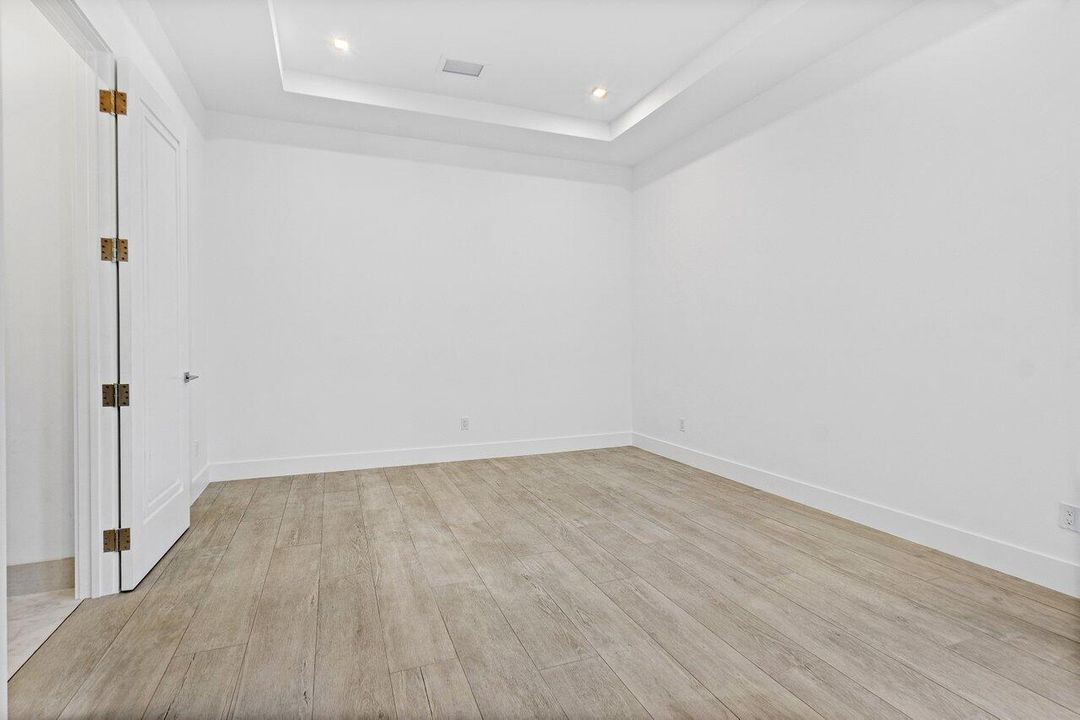 На продажу: $6,150,000 (6 спален, 6 ванн, 5233 Квадратных фут)