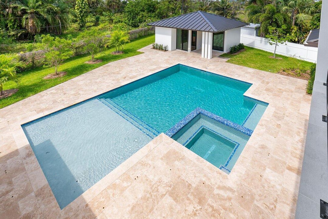 На продажу: $6,150,000 (6 спален, 6 ванн, 5233 Квадратных фут)