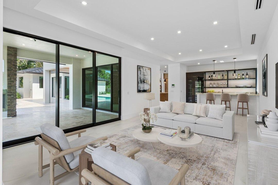 На продажу: $6,150,000 (6 спален, 6 ванн, 5233 Квадратных фут)