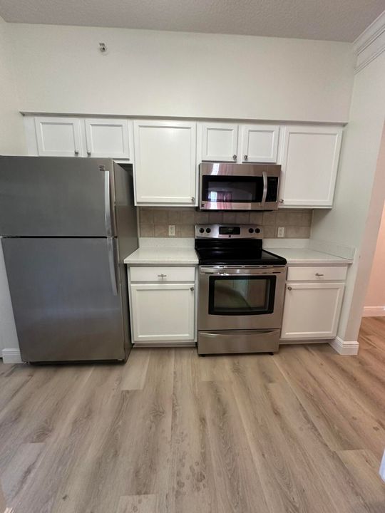 В аренду: $2,100 (2 спален, 2 ванн, 1258 Квадратных фут)