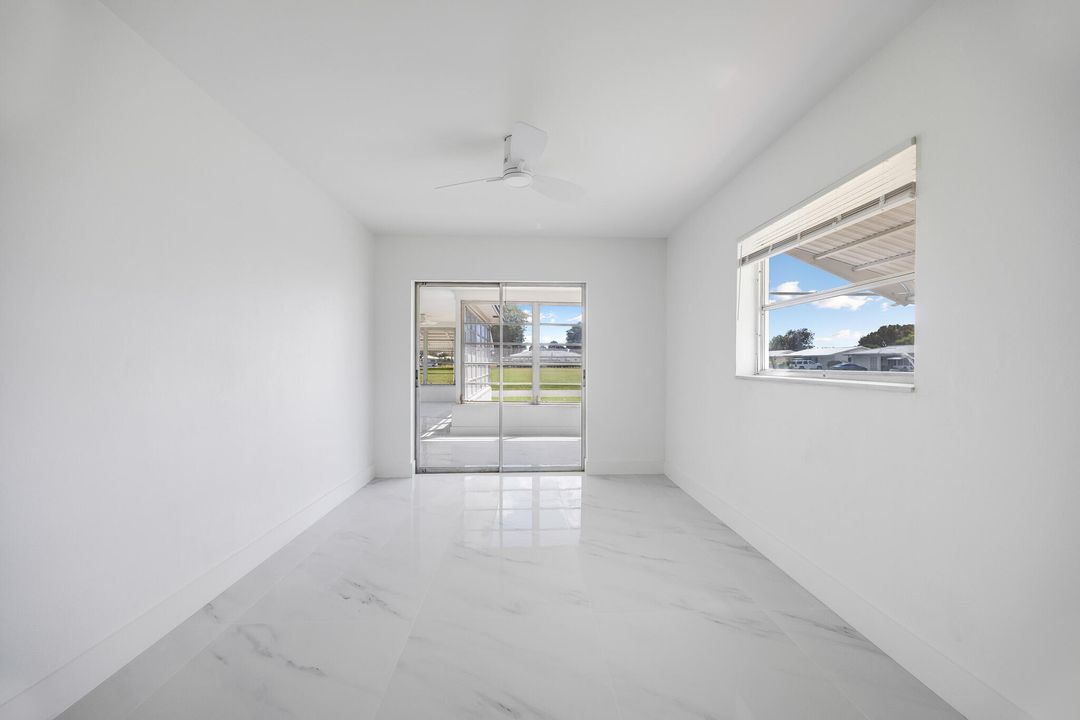 For Sale: $359,500 (2 beds, 2 baths, 1682 Square Feet)