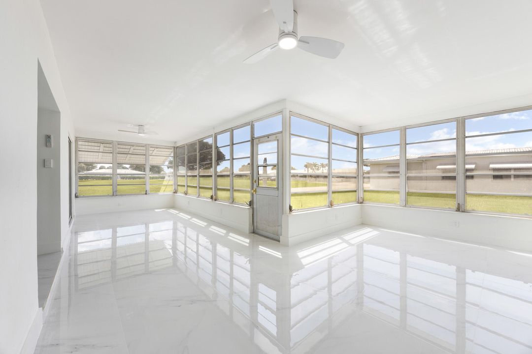 For Sale: $359,500 (2 beds, 2 baths, 1682 Square Feet)