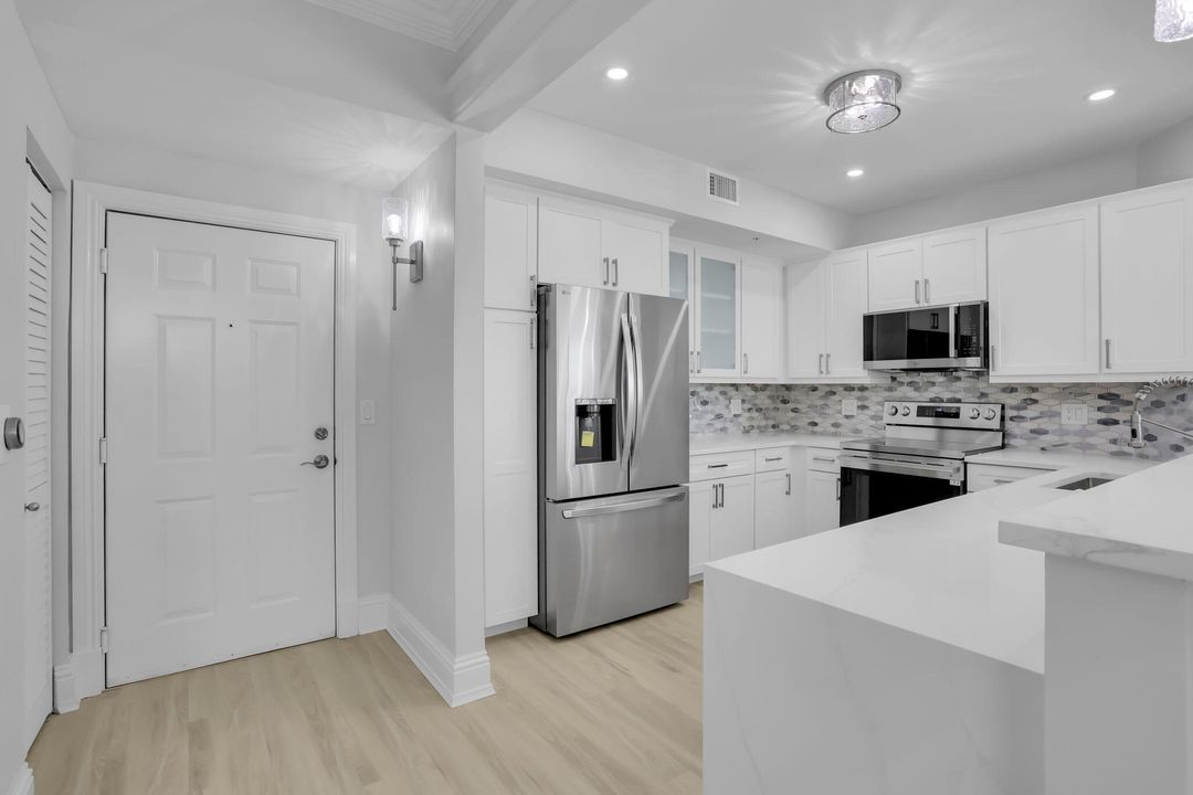 For Sale: $550,000 (3 beds, 2 baths, 1515 Square Feet)