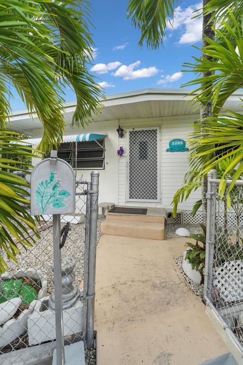 待售: $290,000 (2 贝兹, 1 浴室, 952 平方英尺)