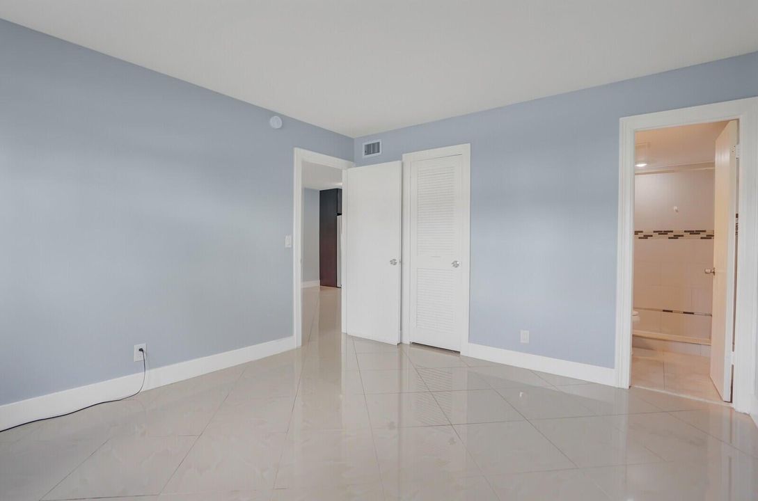 For Rent: $2,200 (2 beds, 2 baths, 756 Square Feet)