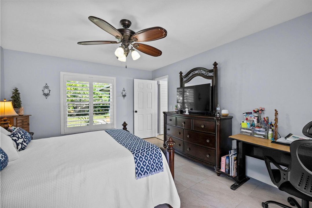 For Sale: $415,000 (3 beds, 2 baths, 1614 Square Feet)