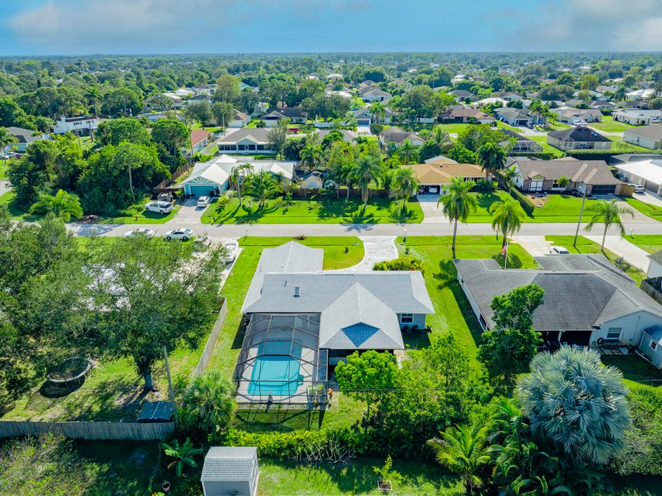 For Sale: $415,000 (3 beds, 2 baths, 1614 Square Feet)