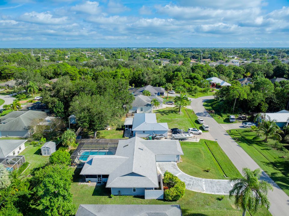 For Sale: $415,000 (3 beds, 2 baths, 1614 Square Feet)