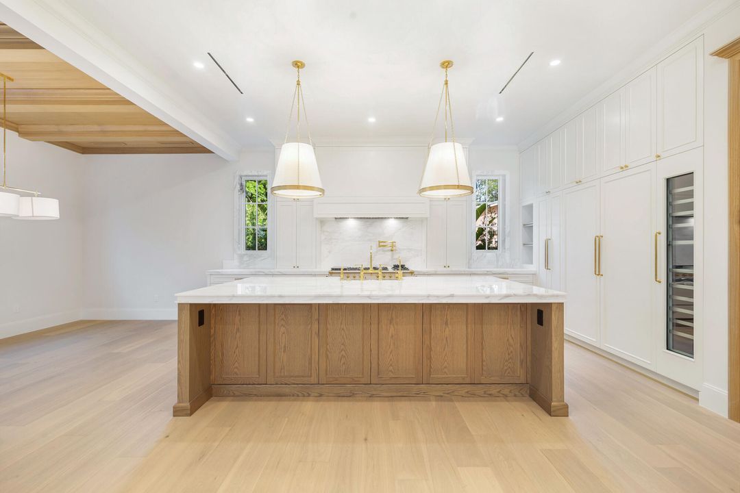 For Sale: $7,795,000 (5 beds, 5 baths, 5252 Square Feet)