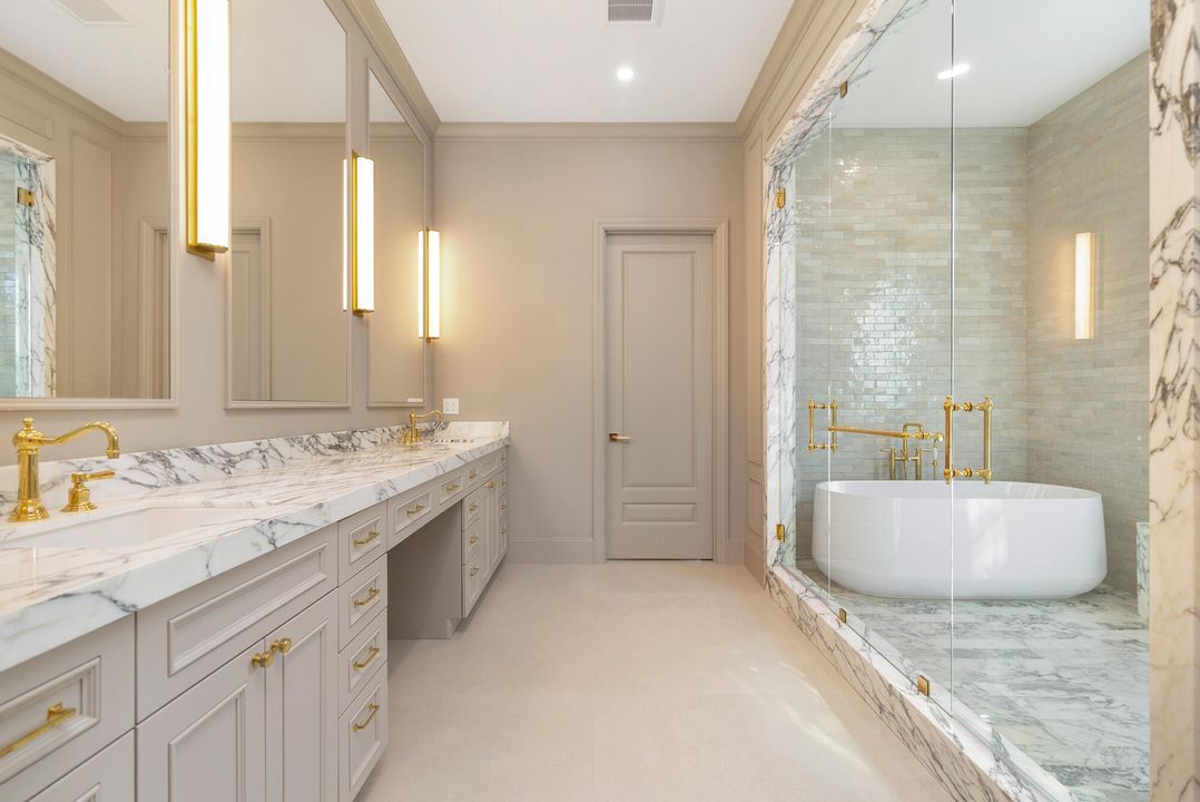 For Sale: $7,795,000 (5 beds, 5 baths, 5252 Square Feet)