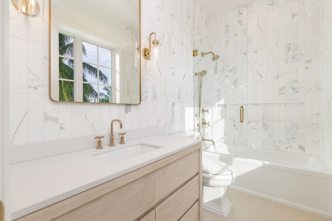 For Sale: $7,795,000 (5 beds, 5 baths, 5252 Square Feet)