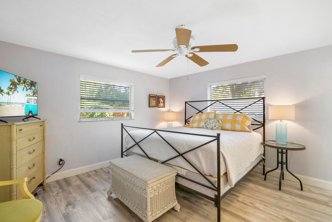 На продажу: $995,000 (2 спален, 2 ванн, 1558 Квадратных фут)