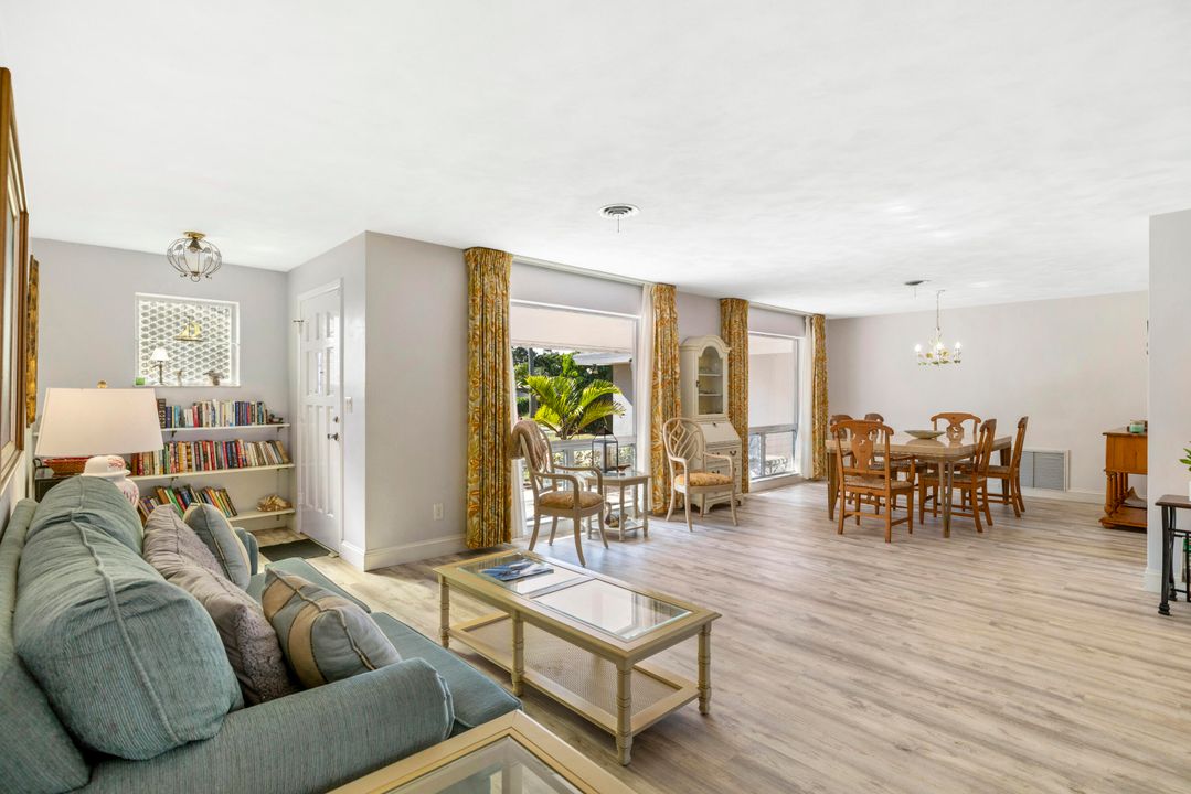 На продажу: $995,000 (2 спален, 2 ванн, 1558 Квадратных фут)