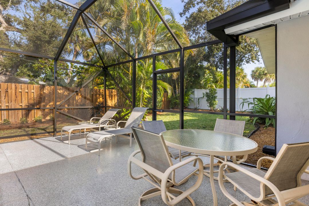 На продажу: $995,000 (2 спален, 2 ванн, 1558 Квадратных фут)