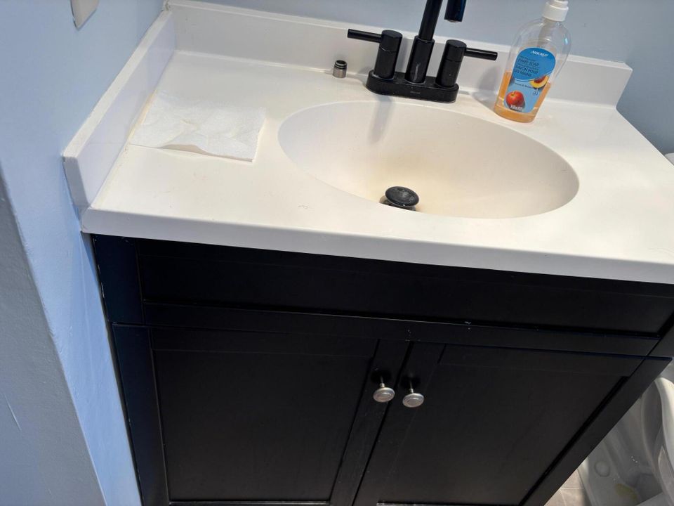 For Sale: $238,500 (2 beds, 2 baths, 1404 Square Feet)