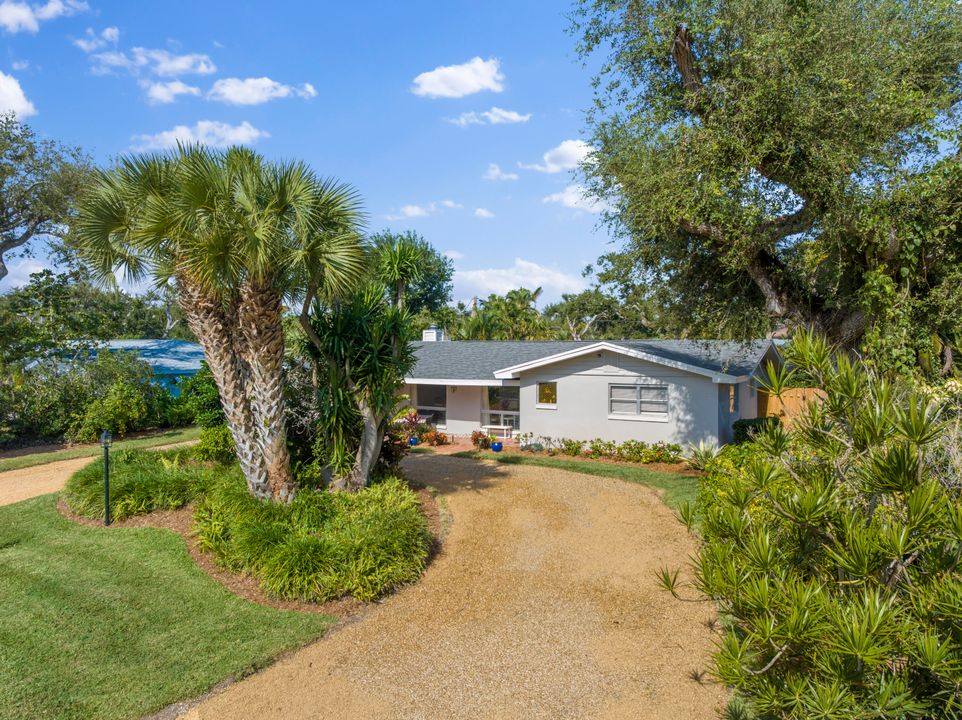 На продажу: $995,000 (2 спален, 2 ванн, 1558 Квадратных фут)