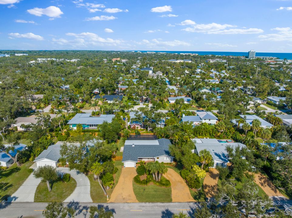 На продажу: $995,000 (2 спален, 2 ванн, 1558 Квадратных фут)