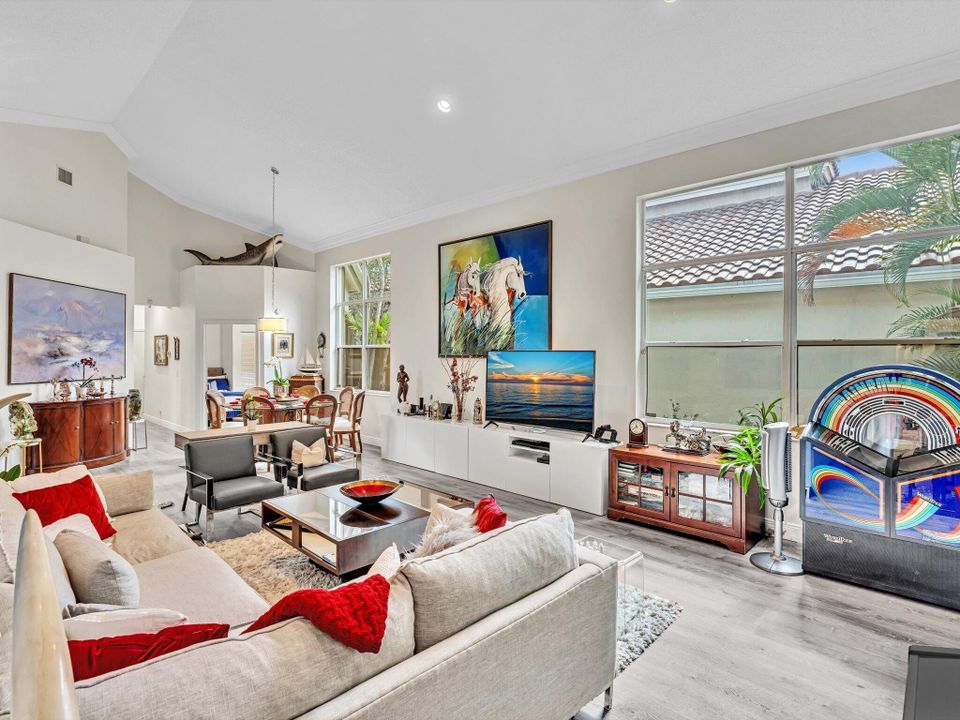 For Rent: $11,000 (3 beds, 2 baths, 1757 Square Feet)