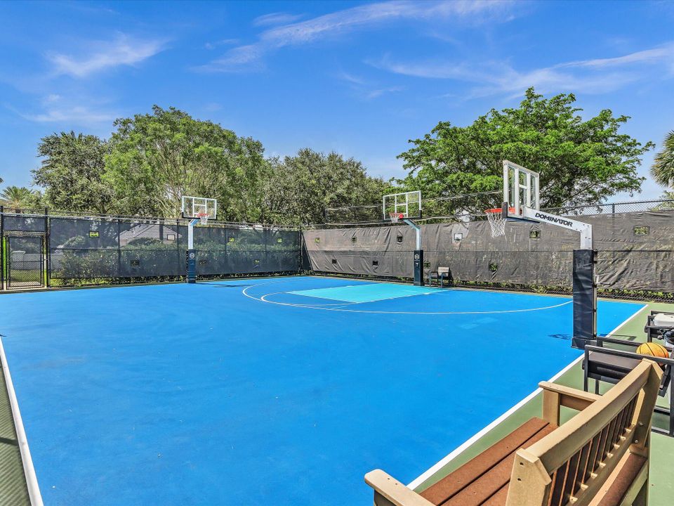 For Rent: $11,000 (3 beds, 2 baths, 1757 Square Feet)