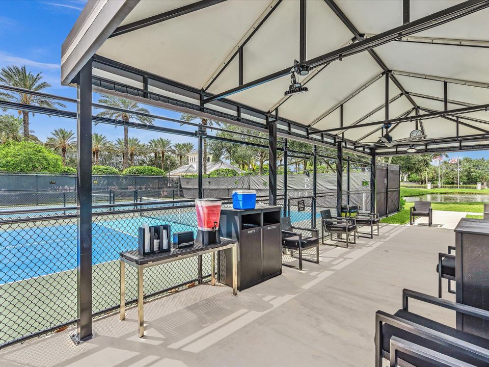 For Rent: $11,000 (3 beds, 2 baths, 1757 Square Feet)