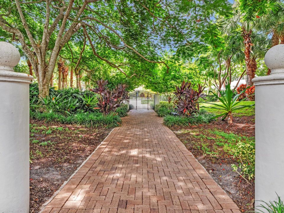 For Rent: $11,000 (3 beds, 2 baths, 1757 Square Feet)