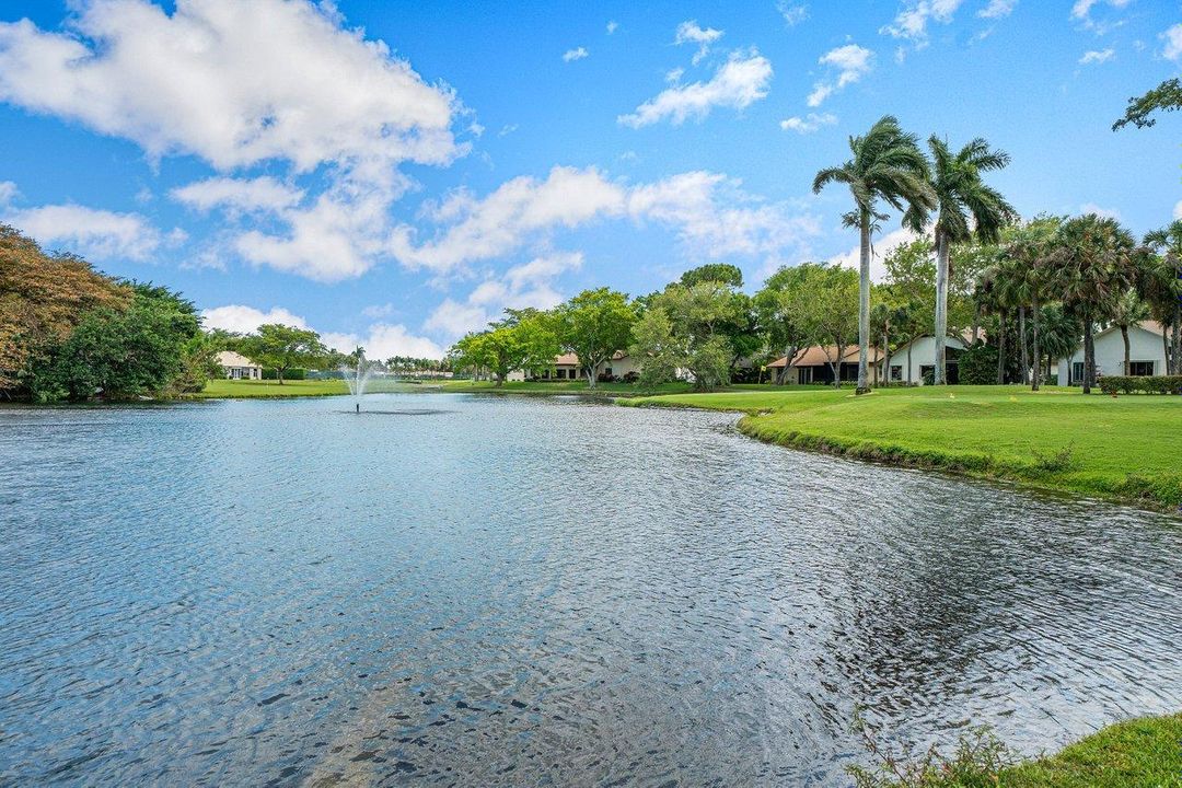 En Venta: $650,000 (2 camas, 2 baños, 1665 Pies cuadrados)