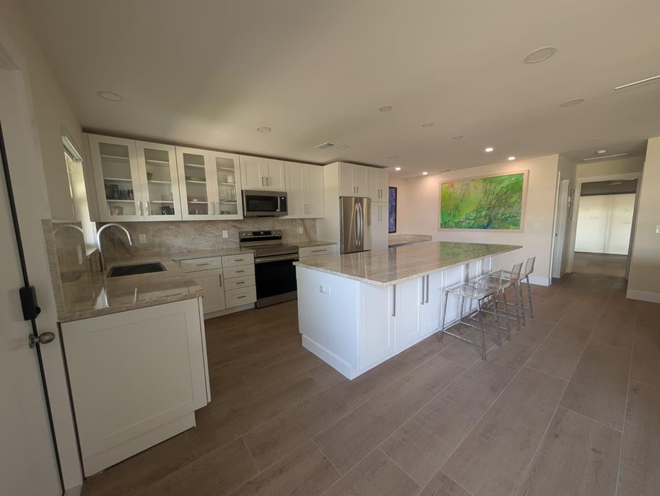 В аренду: $1,900 (1 спален, 1 ванн, 1100 Квадратных фут)