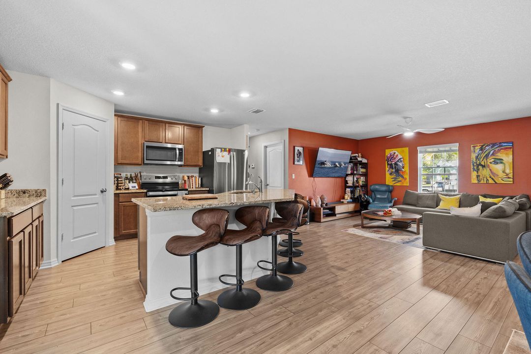 En Renta: $2,800 (3 camas, 2 baños, 1464 Pies cuadrados)