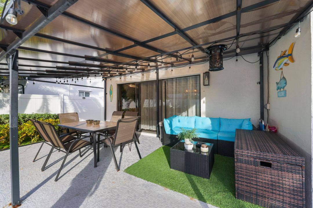 En Venta: $849,999 (3 camas, 3 baños, 1655 Pies cuadrados)