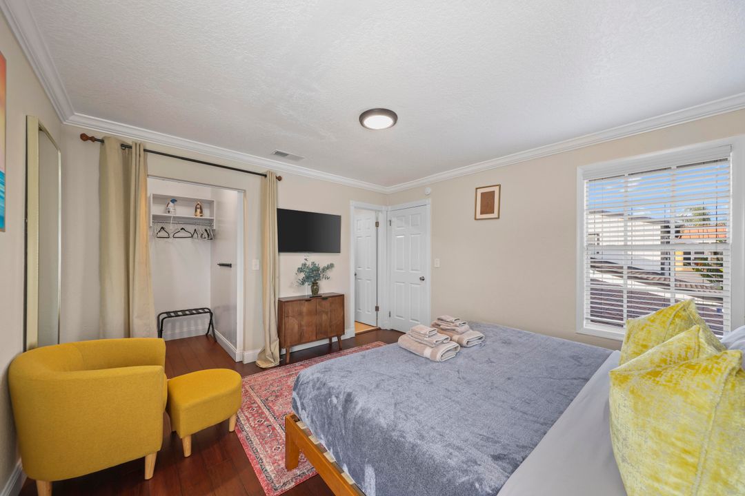 En Venta: $849,999 (3 camas, 3 baños, 1655 Pies cuadrados)