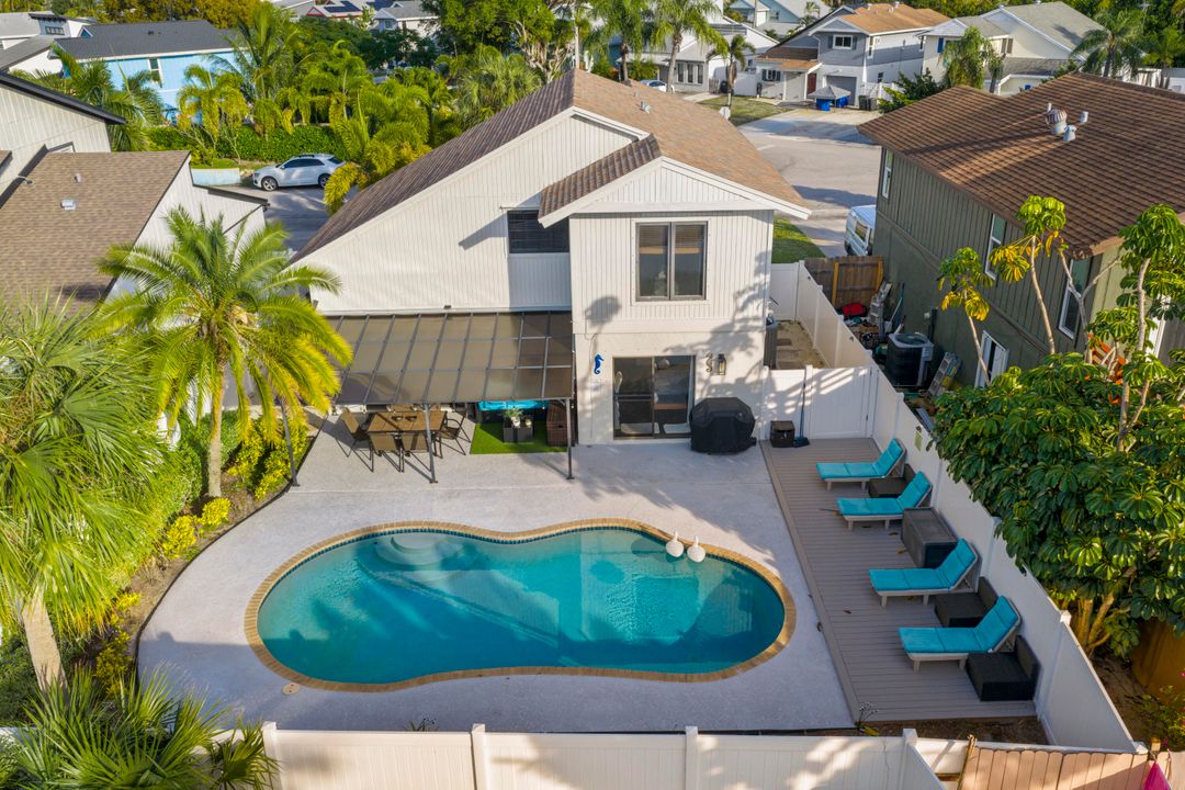 En Venta: $849,999 (3 camas, 3 baños, 1655 Pies cuadrados)