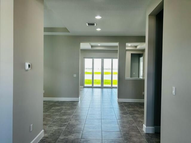 For Rent: $3,400 (3 beds, 3 baths, 2040 Square Feet)