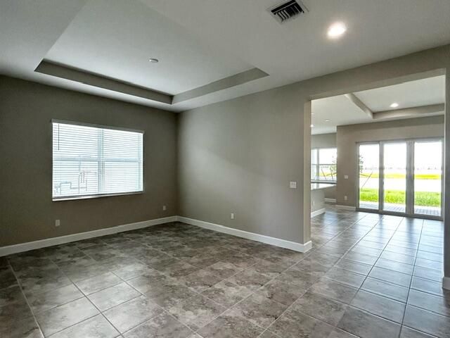 For Rent: $3,400 (3 beds, 3 baths, 2040 Square Feet)